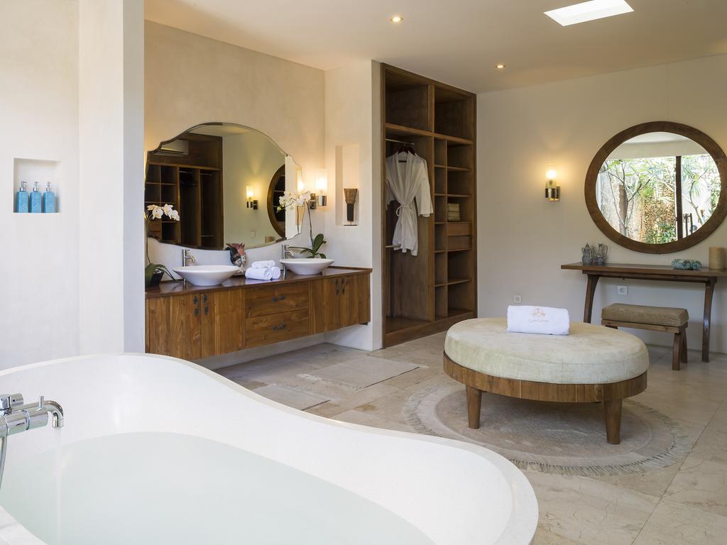 Lataliana Villas Seminyak Rum bild