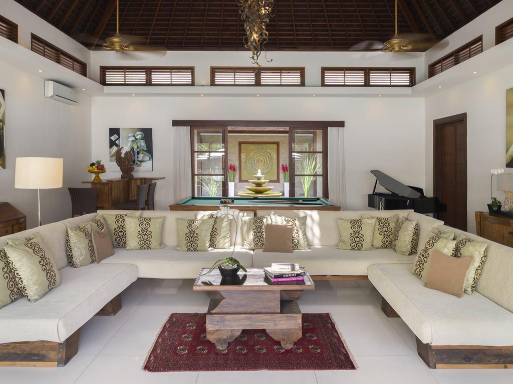 Lataliana Villas Seminyak Rum bild