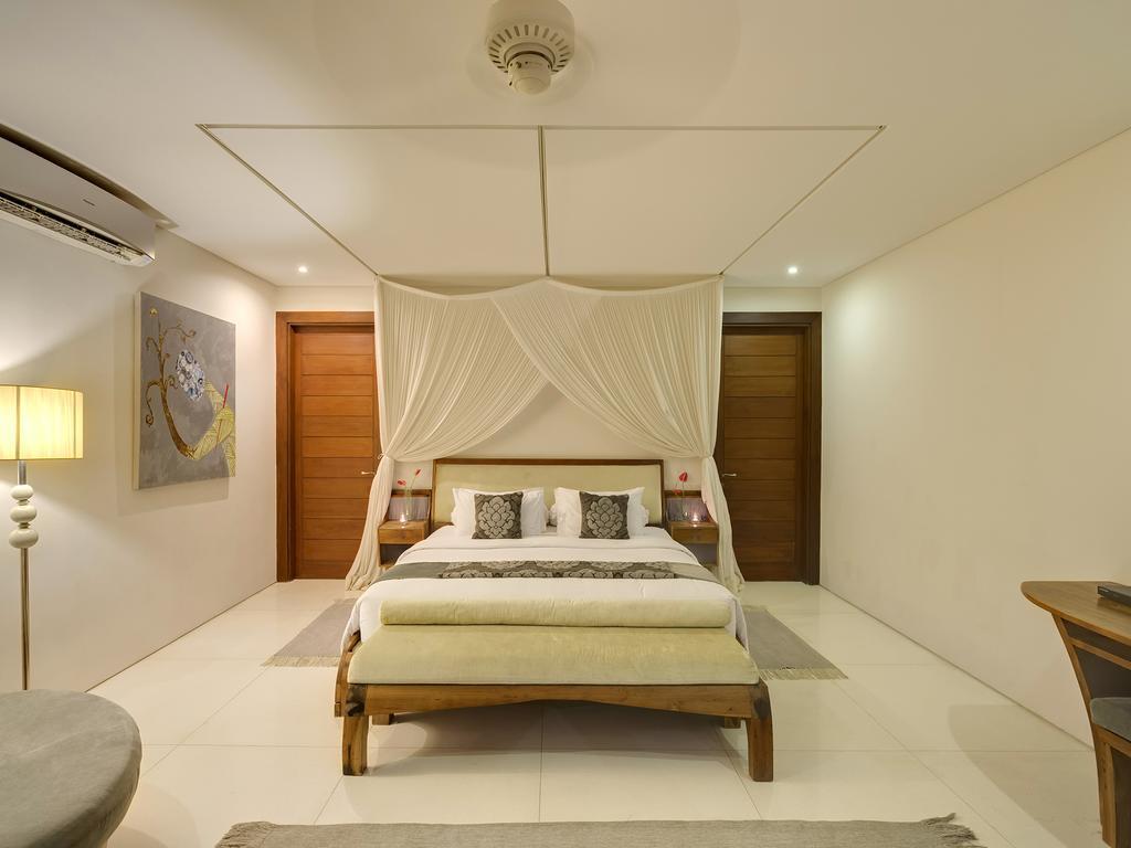 Lataliana Villas Seminyak Rum bild