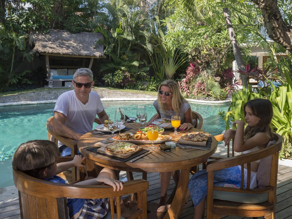 Lataliana Villas Seminyak Rum bild