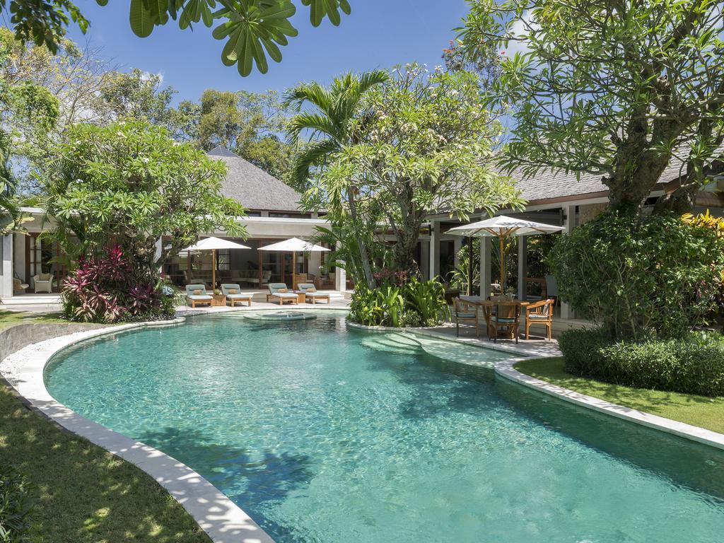 Lataliana Villas Seminyak Rum bild