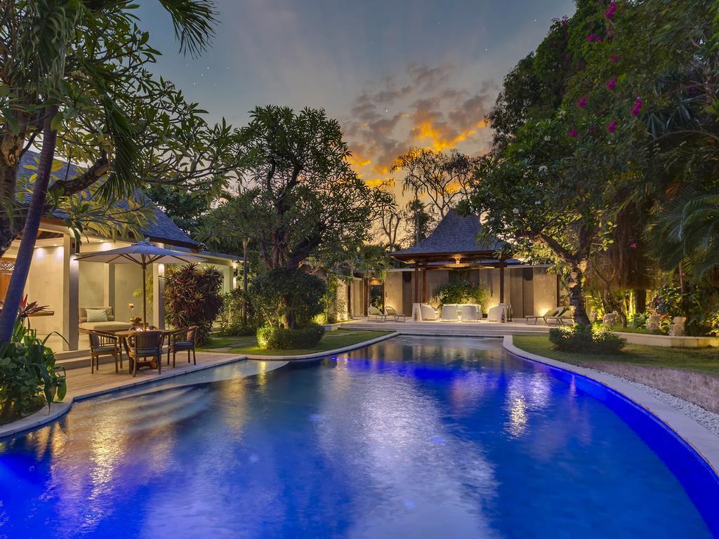 Lataliana Villas Seminyak Exteriör bild